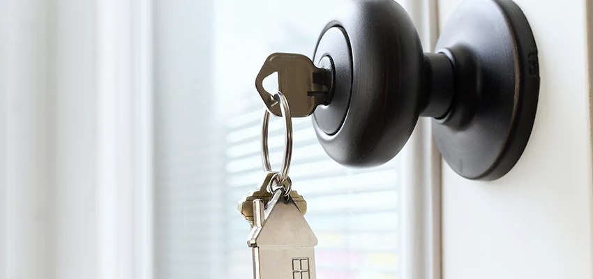 Bifold Door Knob Replacement in Buena Park, California